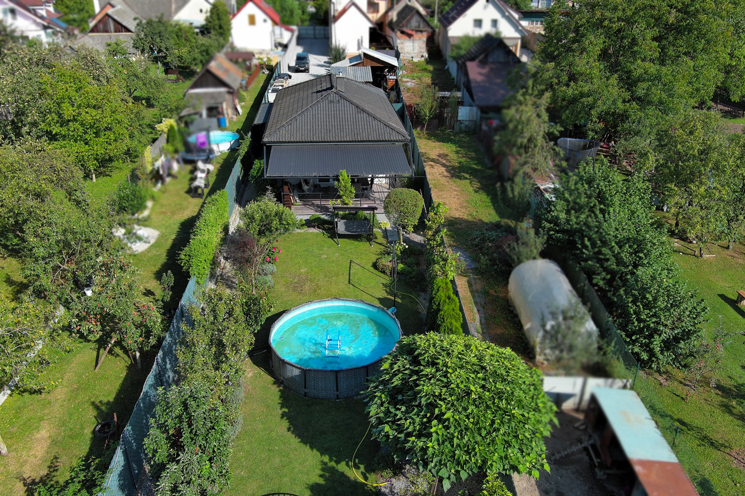 Útulný rodinný dom s upravenou záhradou: 4-izbový bungalov, predaj, Beluša pri Púchove, Cena v RK