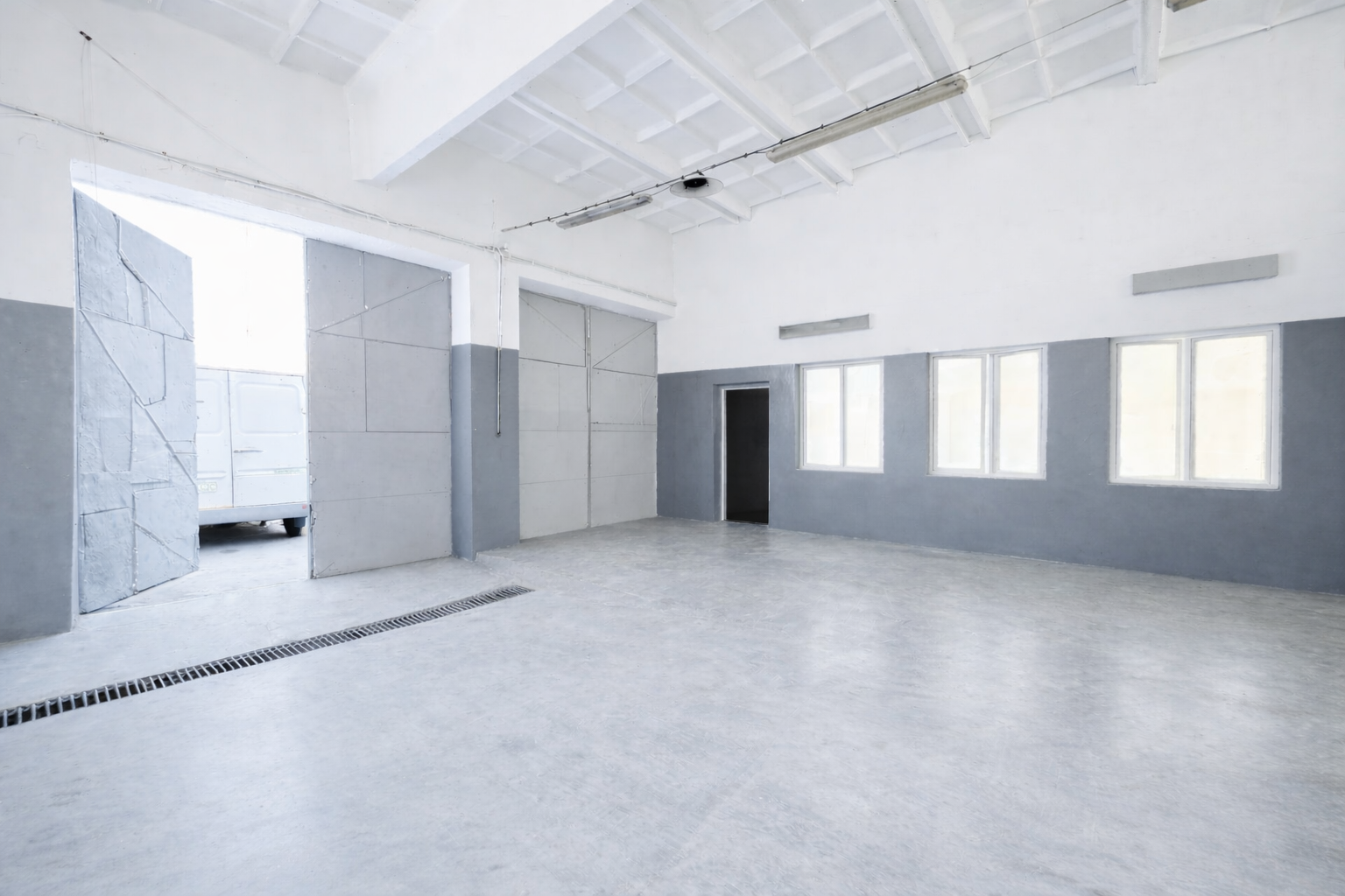 PRENÁJOM | Sklad / dielňa s kanceláriou, 107 m2, vjazd dodávky, výška až 4,7 m